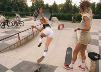 Hilarious Photos Captured Just Before the Drop