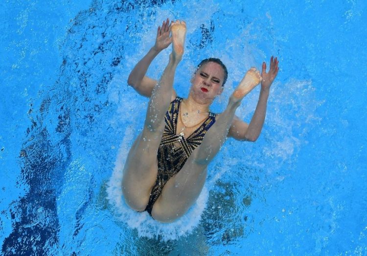 Sync or Swim: 25 Funny Photos About Synchronized Swimming