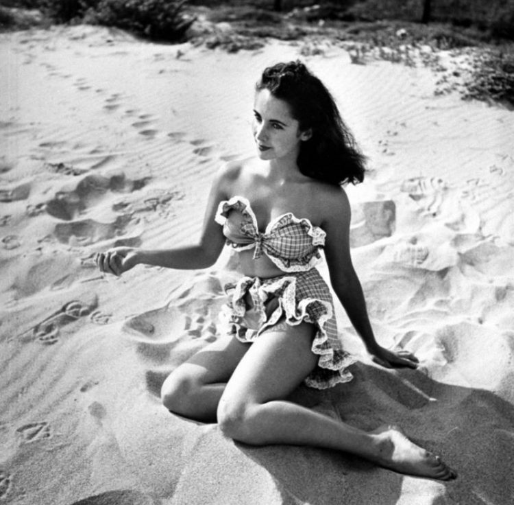 1947_Elizabeth Taylor_evolyutsiya bikini