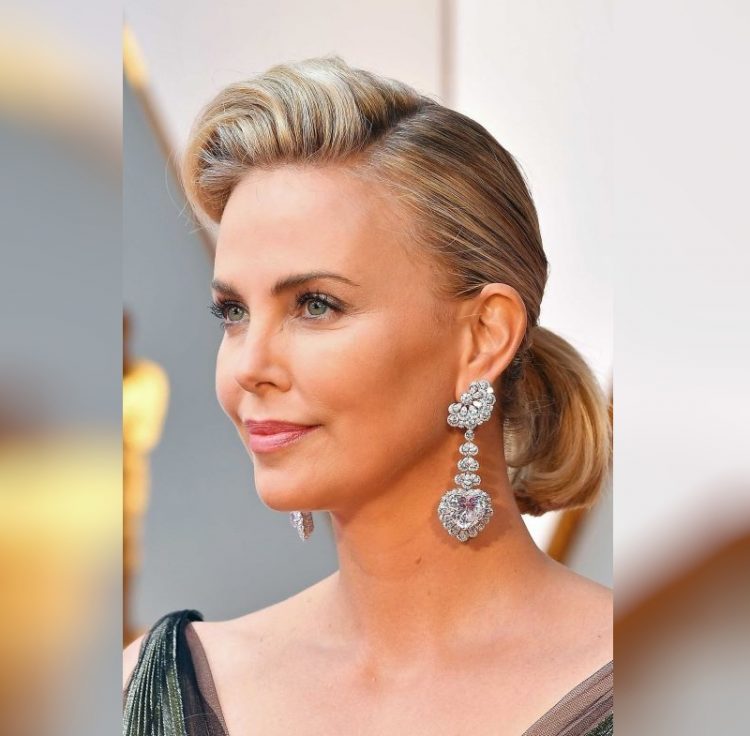 Шарлиз Терон_Charlize Theron_znamenitosti ukrasheniya