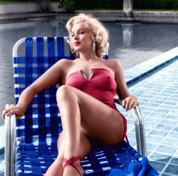 1953_Marilyn Monroe_evolyutsiya bikini