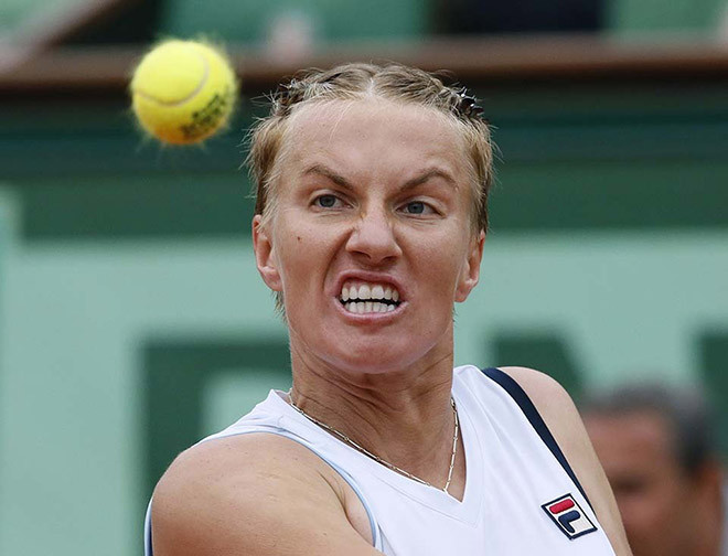 Laughing on the Court: 25 Hilarious Photos from Women's Tennis