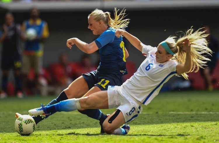 The Beauty of the Game: Stunning Shots of Women's Football