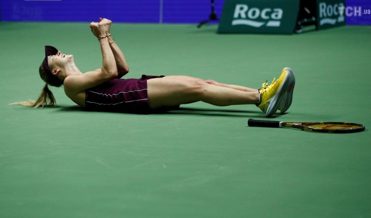 Laughing on the Court: 25 Hilarious Photos from Women's Tennis