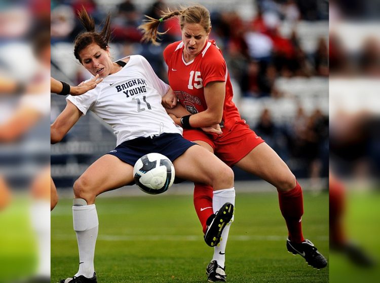 The Beauty of the Game: Stunning Shots of Women's Football