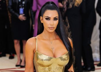 20 звезд, которые были богаты еще в детстве