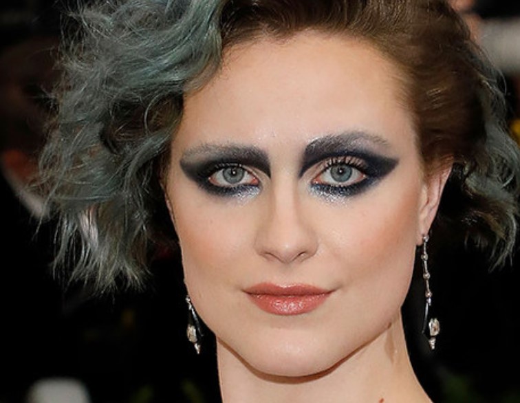 Oops! Makeup Mishaps of the Rich and Famous