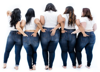 модели плюс-сайз